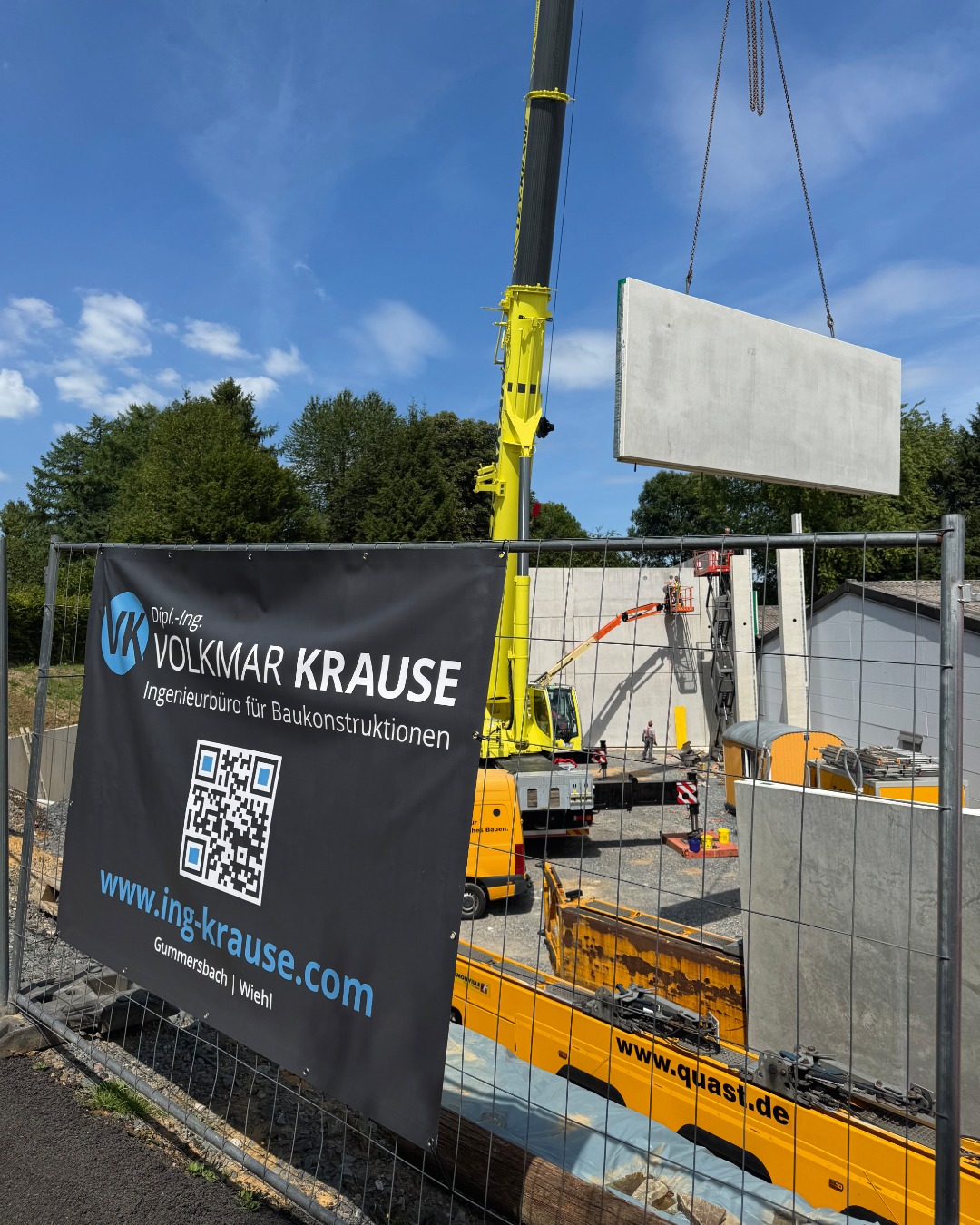 Neubau Lagerhalle AKAH Baustellenbanner